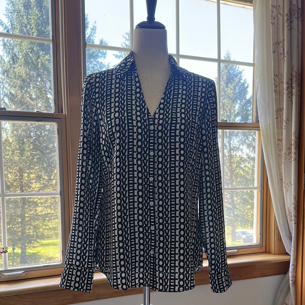 Express Portofino Shirt- ‘LOVE’ Pattern